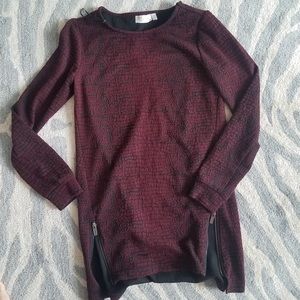 *BB Dakota Red Printed Long Sleeve Top S